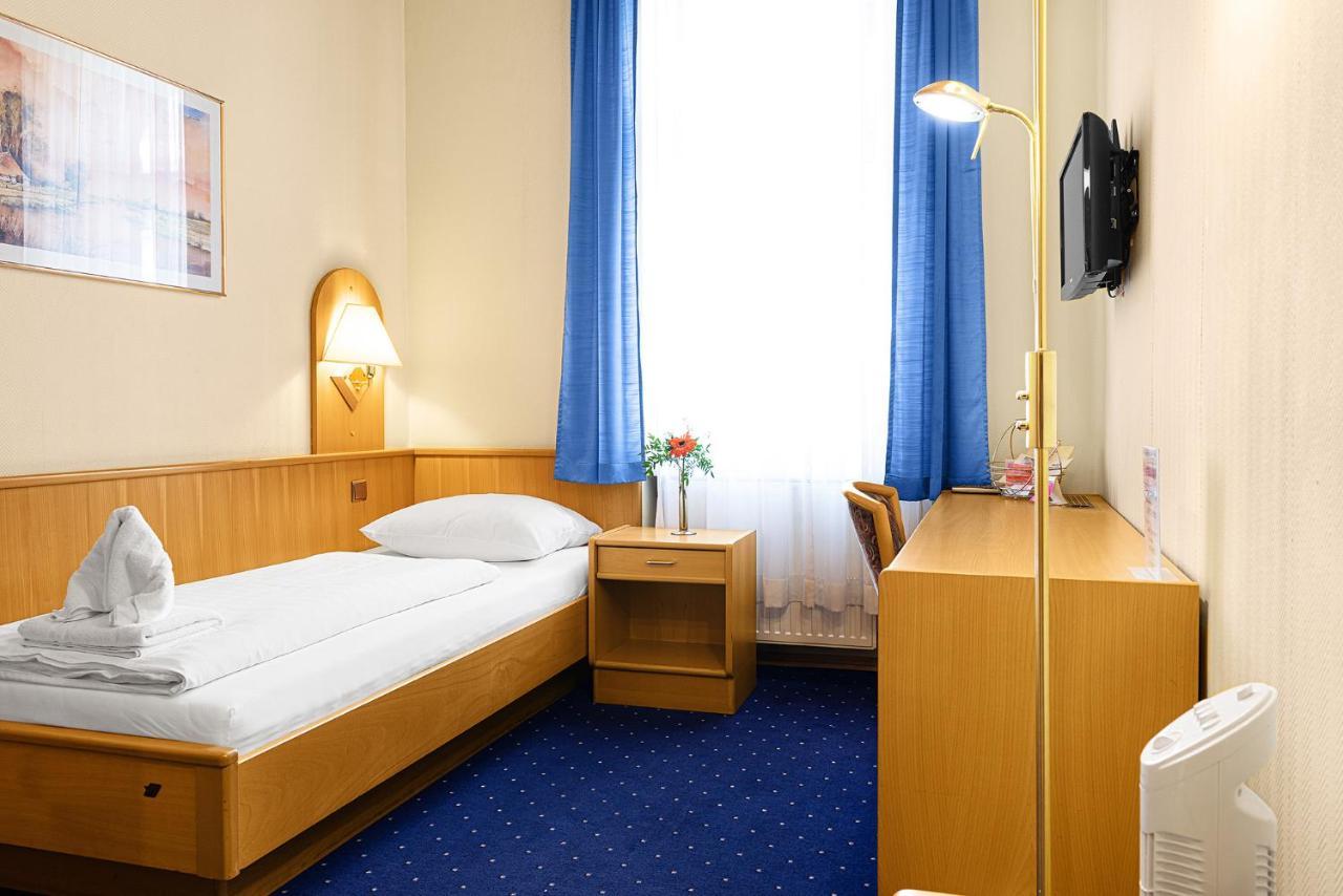 Hotel-Pension Wild Viena Exterior foto